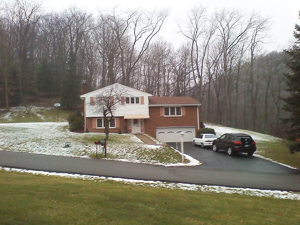2nd image of 108 Nancy St