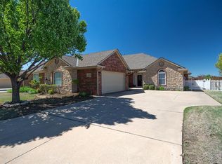 15229 Rocky Mountain Dr, Edmond, OK 73013