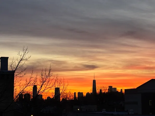 19 Undisclosed image 9 of 10