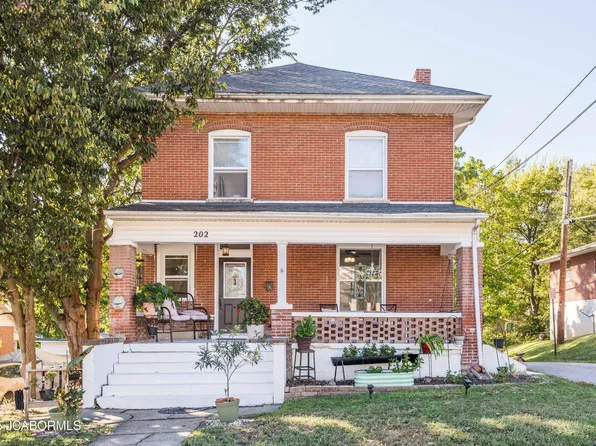 202 Manila St, Jefferson City, MO 65109