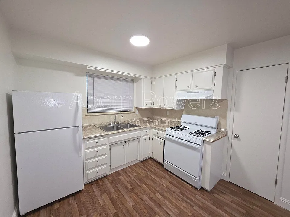 1215 Williams Way #4