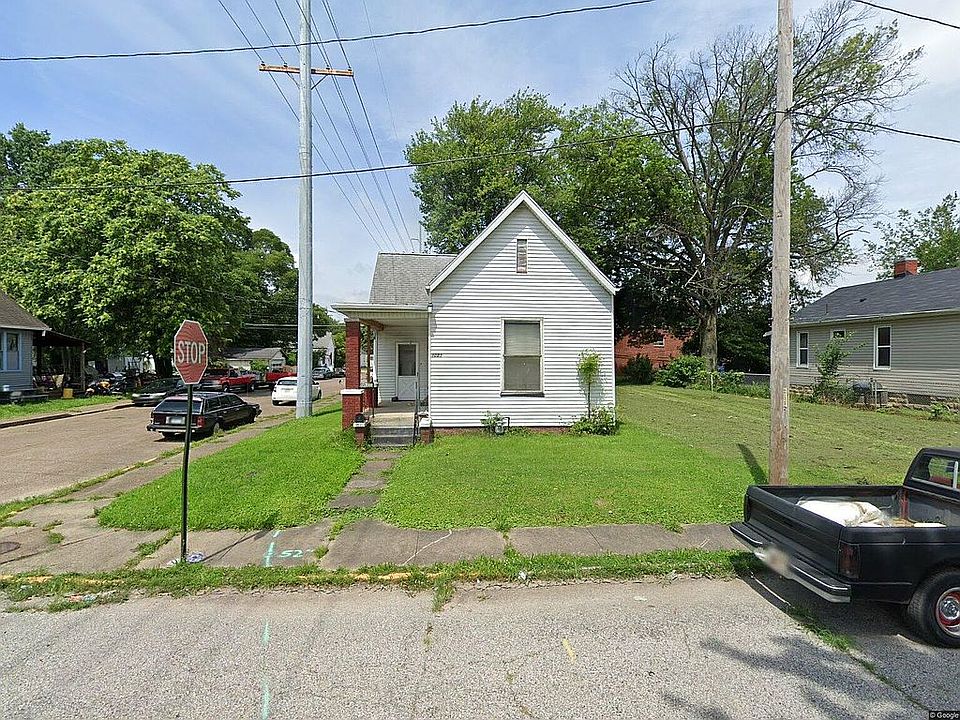 2nd image of 1021 Henning Ave