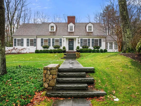 120 Hampshire Rd, Wellesley, MA 02481