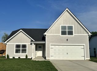 1020 Addler Dr, Springfield, TN 37172