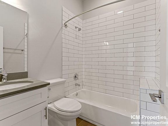 4th image of 356 W Dickens Ave #4F