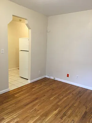 Rented by Charles Coutinho LLC | media 35