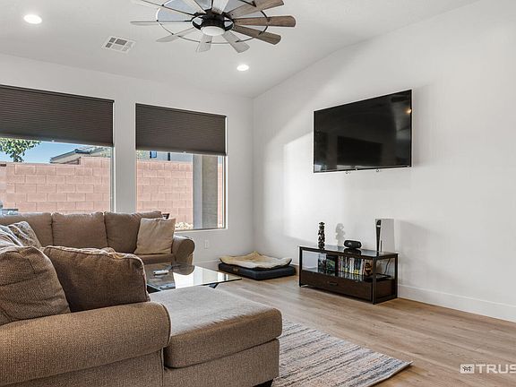 4th image of 3125 E Lavatera Dr