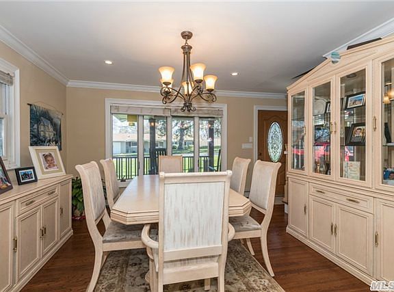 4th image of 44 Brookhaven Dr