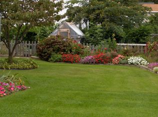 239 Pulaski Rd, Kings Park, NY 11754