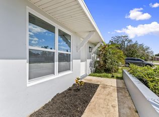 276 NE Summer Rd, Port Saint Lucie, FL 34983