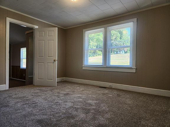 5th image of 245 N Fairview Dr NW