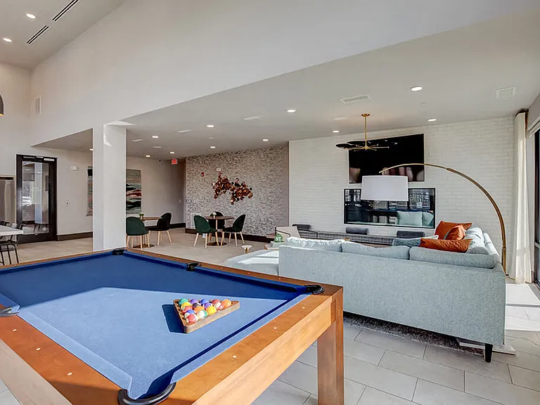Verge Apartments — Photo 24