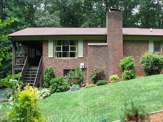 1st image of 305 Colony Ln