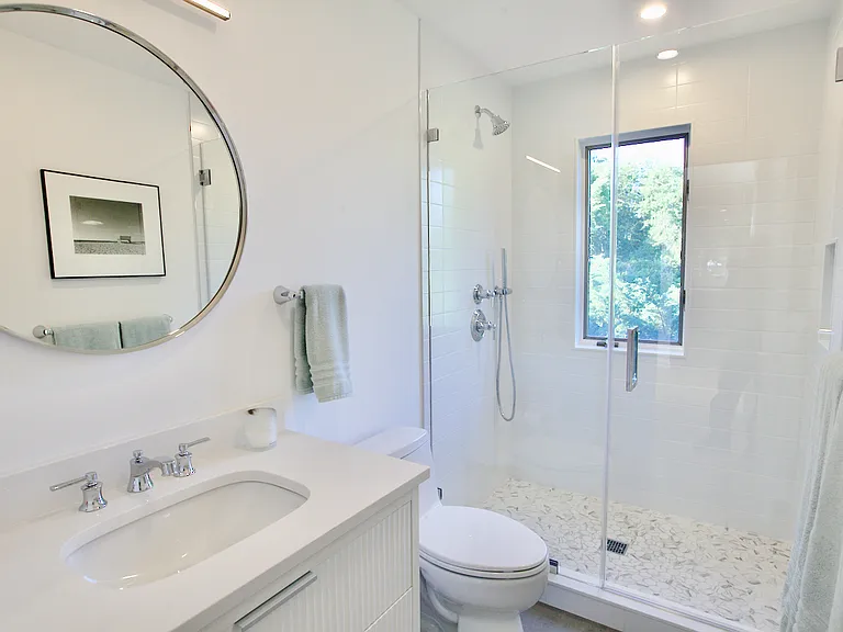36 Gardiners Bay Dr — Photo 18