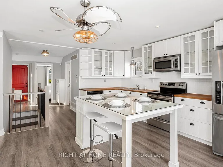 18 1/2 Lakeshore Dr — Photo 22