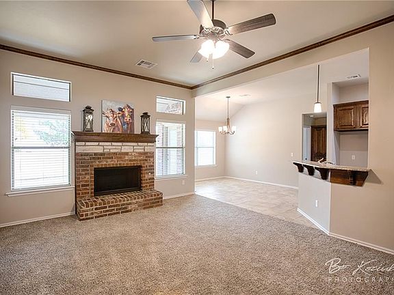 5th image of 4517 Oasis Ct