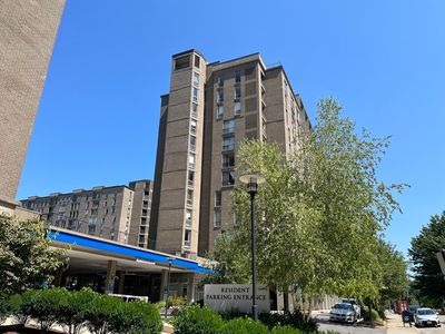 33 Pond Ave APT 422, Brookline, MA, 02445