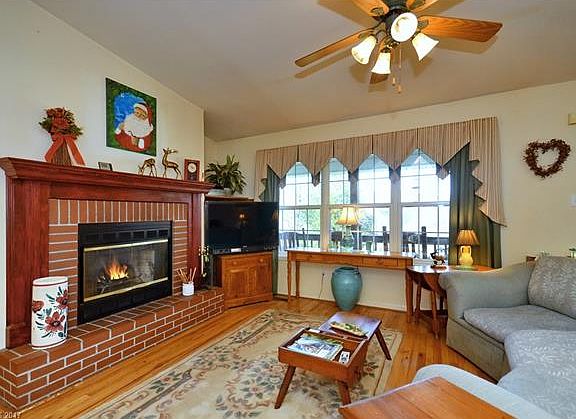 5th image of 228 Sequoyah Dr
