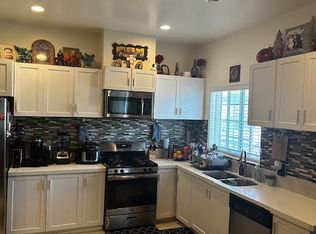 1755 Heywood St #203, Simi Valley, CA 93065