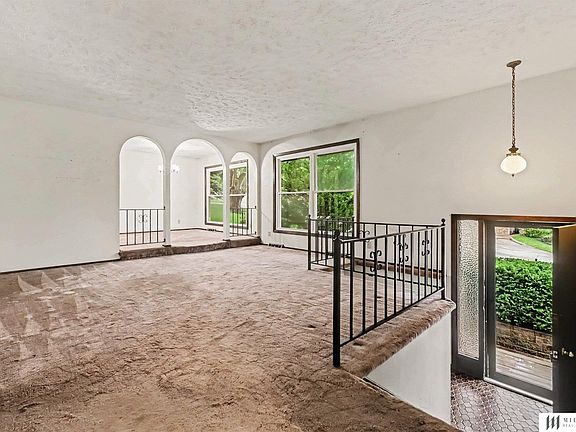 4th image of 1010 Claudene Ct