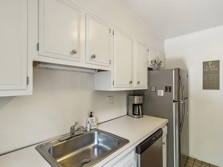 32 Surf Dr — Photo 13