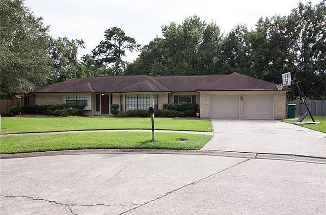 1st image of 713 Lake Des Allemands Ct