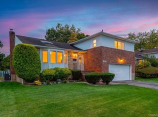 1634 Cynron Lane, East Meadow, NY 11554