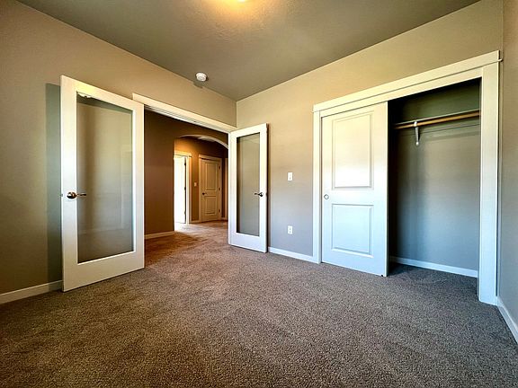 5th image of 6112 Cottonwood Loop