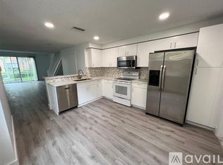 1411 Barcelona Way, Weston, FL 33327