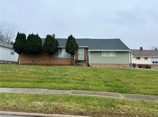 4479 Longleaf Rd, Warrensville Heights, OH 44128