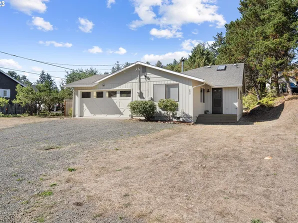 202 Woodland Ave, Gearhart, OR 97138