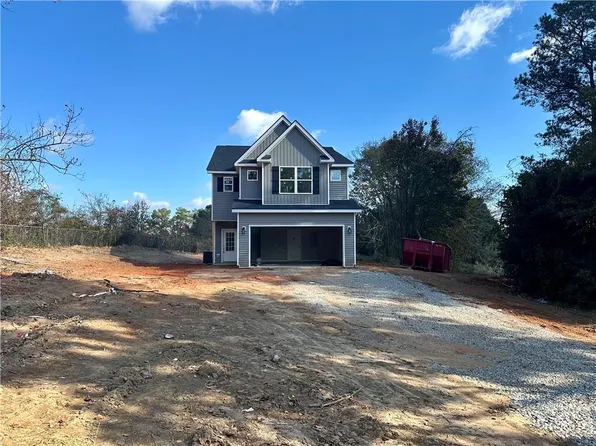 152 Scott Dr, Winder, GA 30680