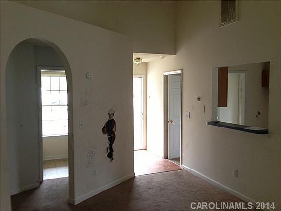 5th image of 3010 Grace Meadow Dr