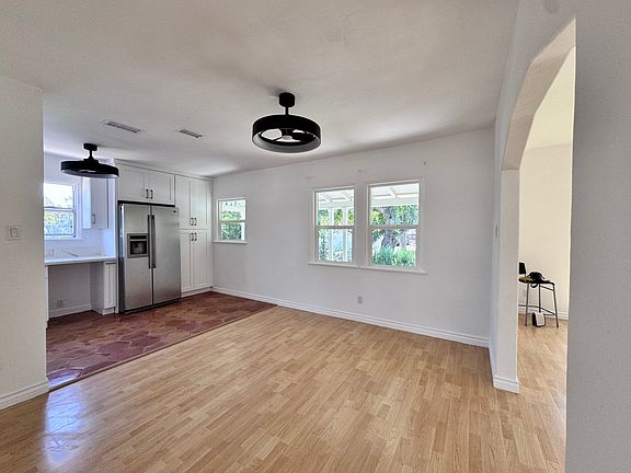 5th image of 1708 N Avenue 45