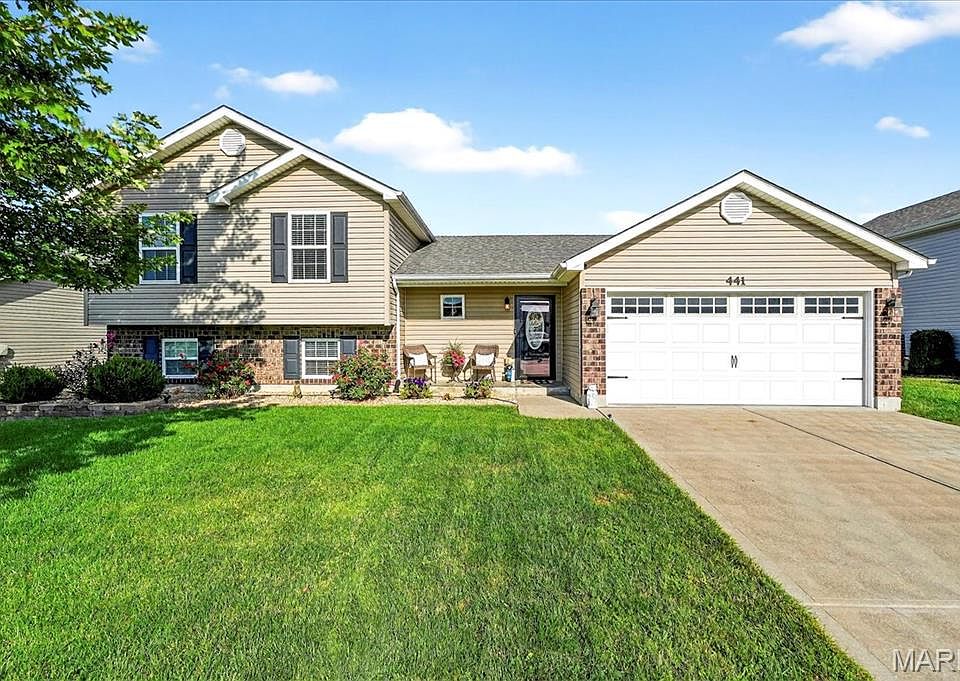 1st image of 441 Prairie Creek Dr