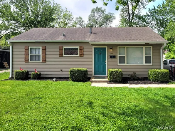 439 N 39th St, Belleville, IL 62226