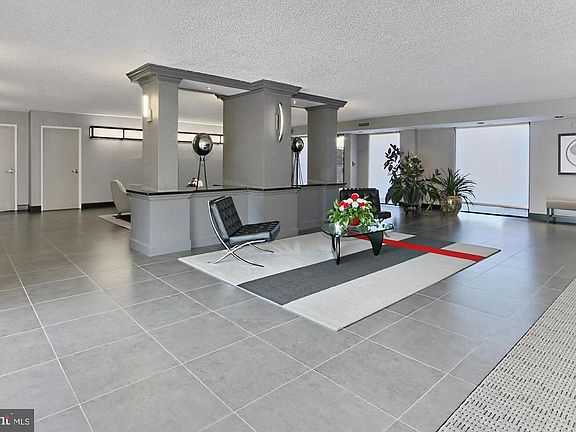 3rd image of 200 N Pickett St APT 607