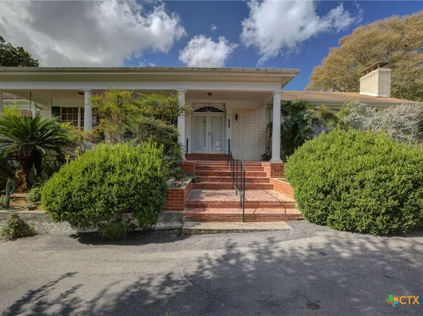 925 Moonglow Ave, New Braunfels, TX 78130