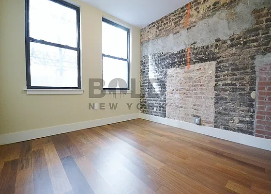 Rented by Bold New York | media 54