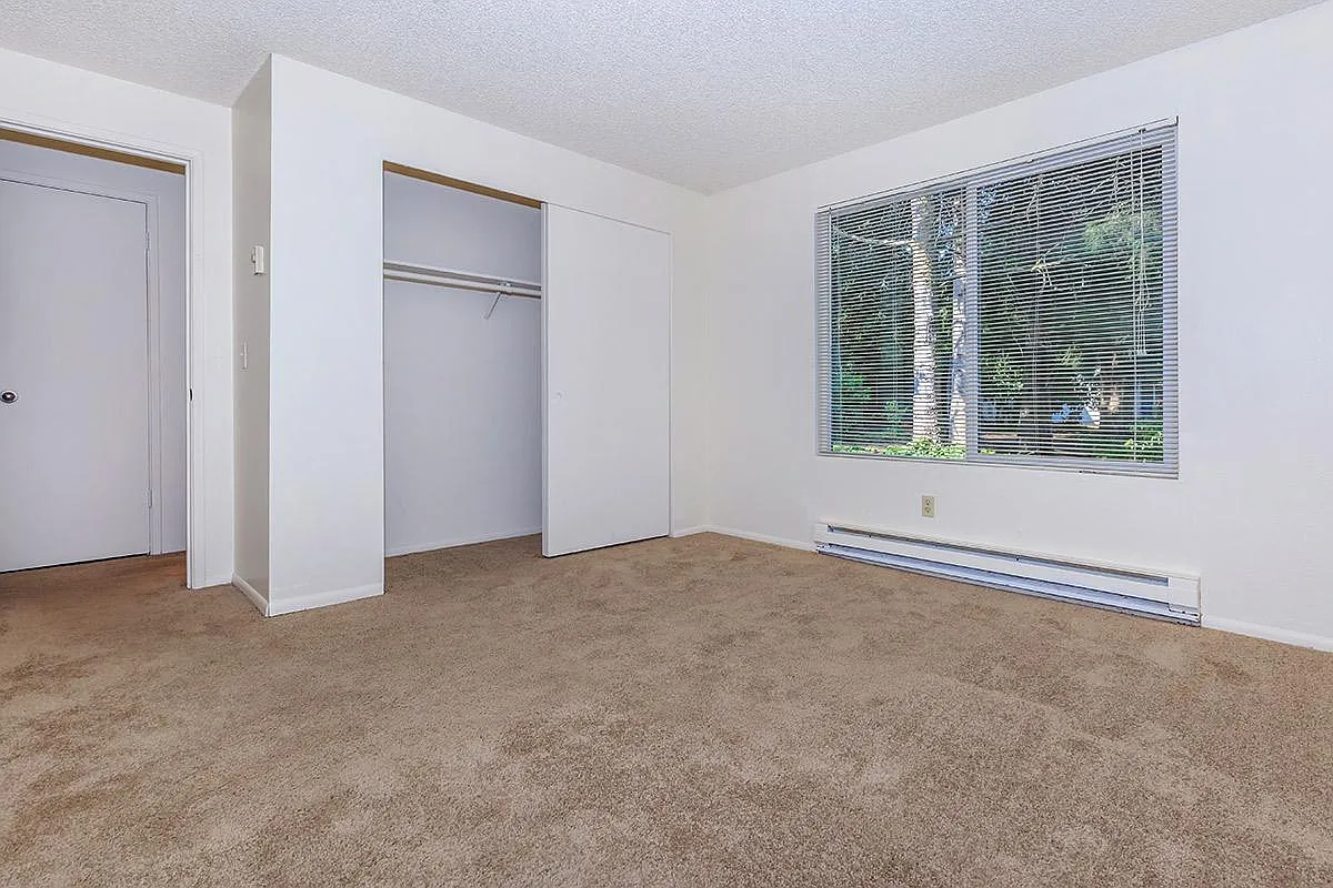 Building Photo - Abalon Pointe