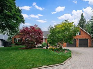 272 Maple Grove Dr, Oakville, ON L6J4V5