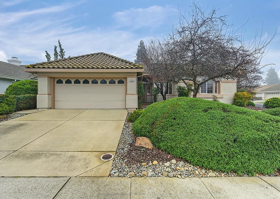 1st image of 200 Navarretia Ct