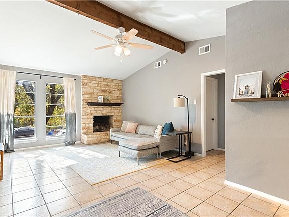3rd image of 6807 Thorncliffe Dr