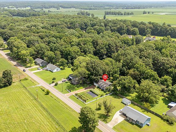 2nd image of 3578 Old Medina Rd