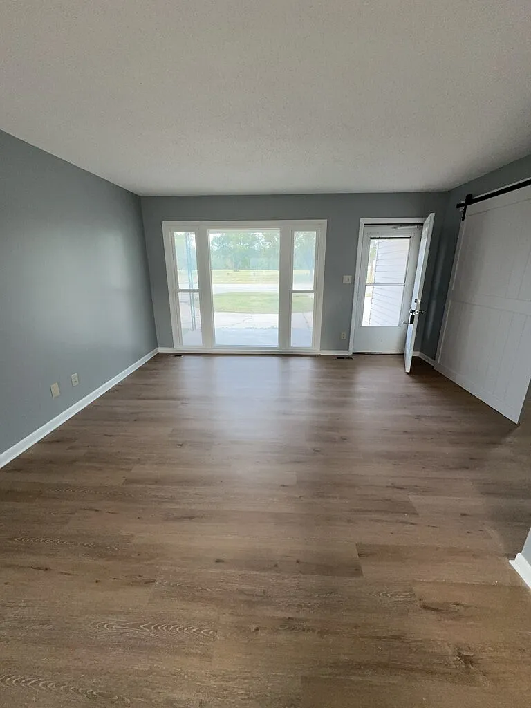 3 bed, 2.0 bath, 1580 sqft, $1,395 — Photo 4