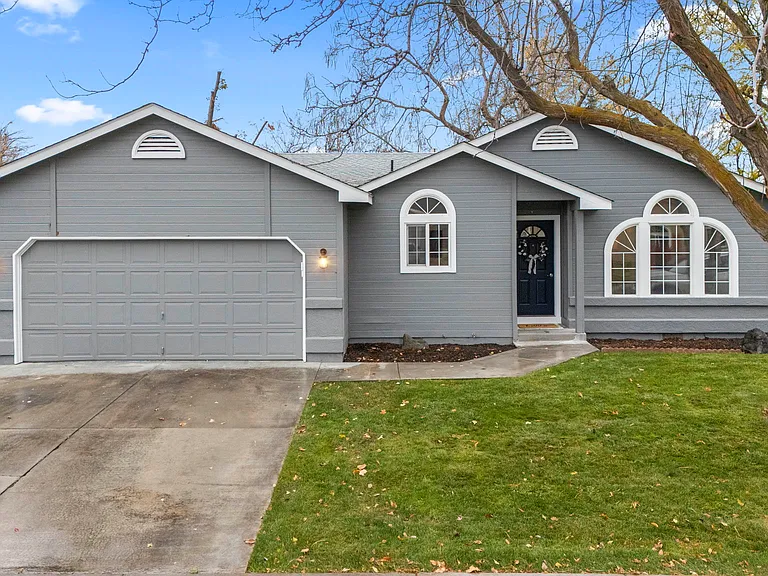 2955 W Stephanie Ct — Photo 49