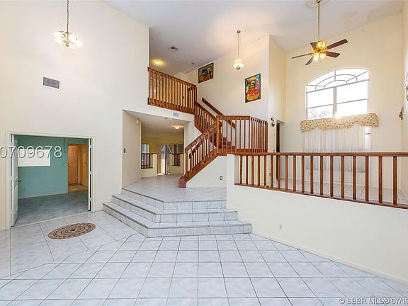 4th image of 9197 Renoir Ct