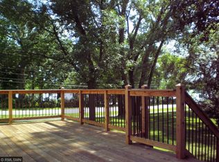 6752 Sunburst Dr, Eden Prairie, MN 55346