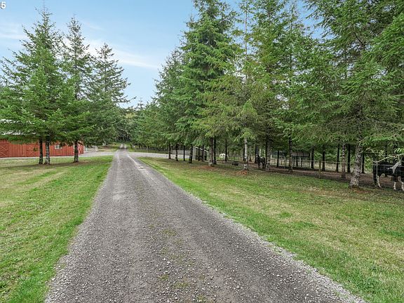 4th image of 67391 Hollywood Rd