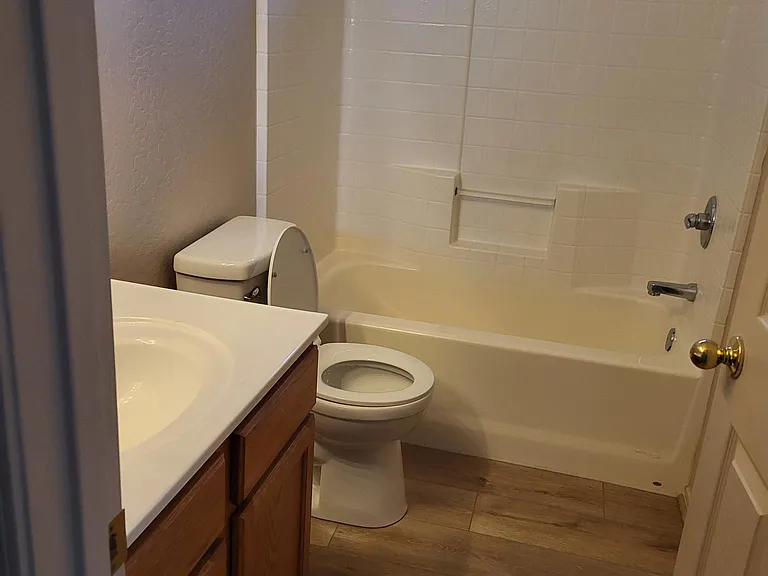 995 Piedmont Ct — Photo 22